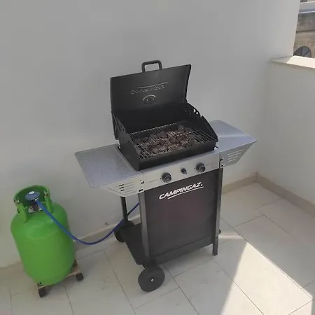 The Penthouse @ Court Twenty-five דירה *