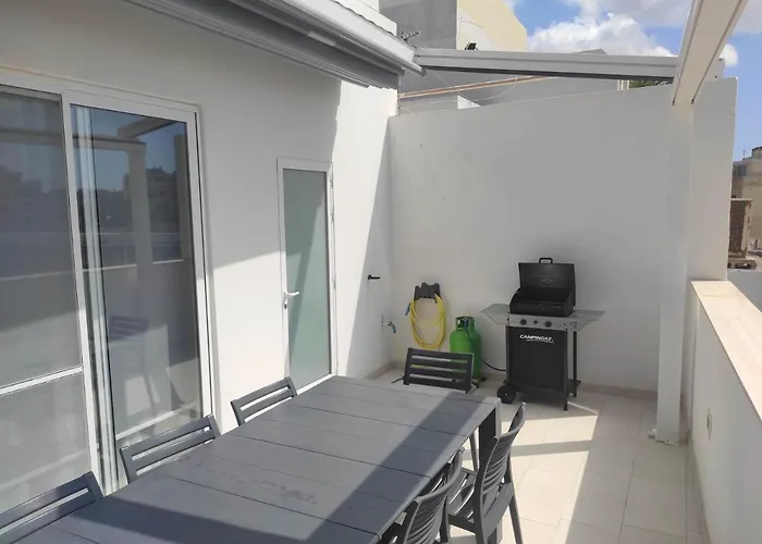 The Penthouse @ Court Twenty-five Appartement *