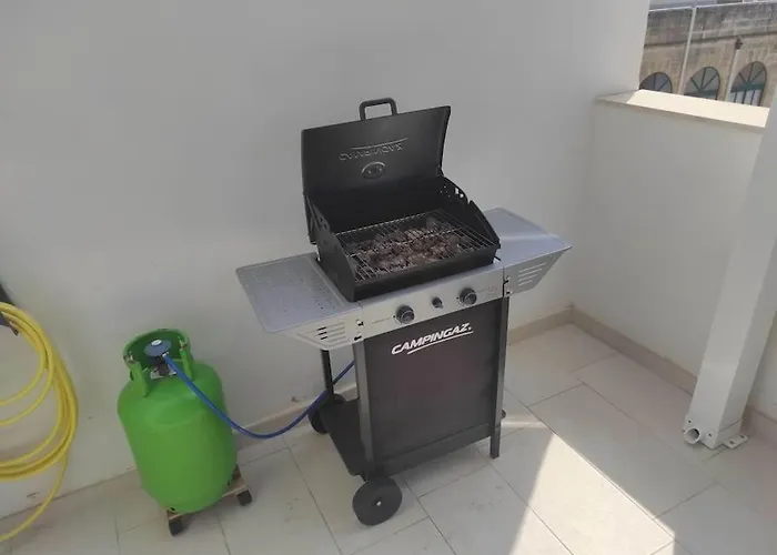 The Penthouse @ Court Twenty-five Daire *