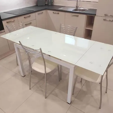 The Penthouse @ Court Twenty-five Appartement