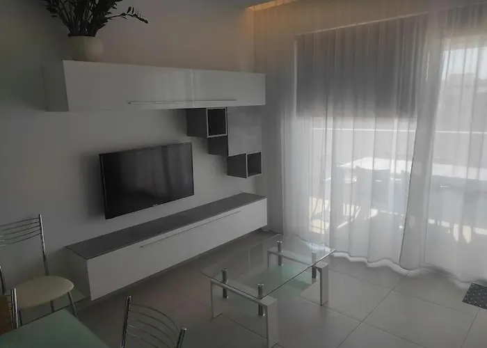 The Penthouse @ Court Twenty-five